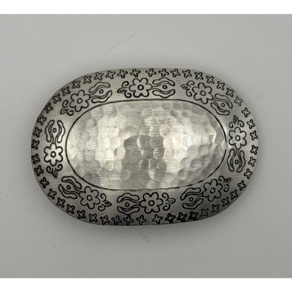 Oval Hammered Stamped Metal Belt Buckle Silver Tone Handmade India Vintage - Picture 10 of 14